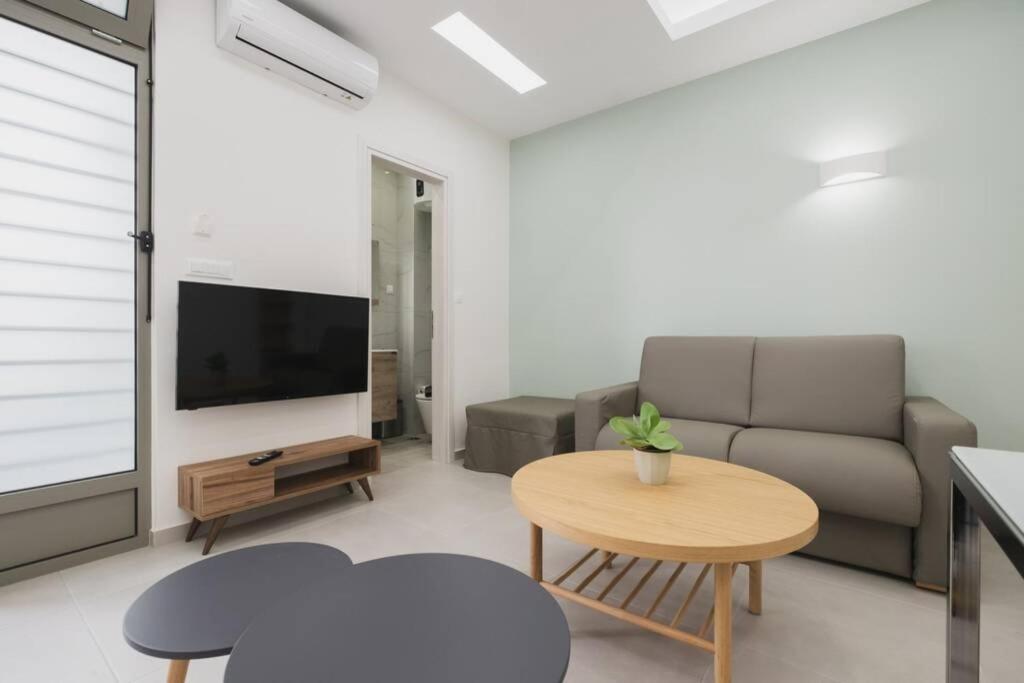 Peris 3 - Central Apt Near Old Town - Ac, Wifi Chania  Zewnętrze zdjęcie