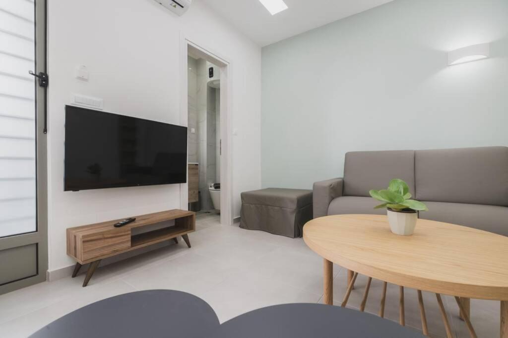 Peris 3 - Central Apt Near Old Town - Ac, Wifi Chania  Zewnętrze zdjęcie